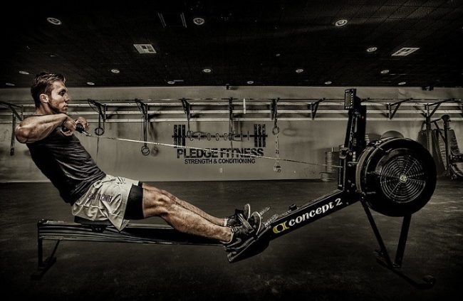 how to use the rowing machine